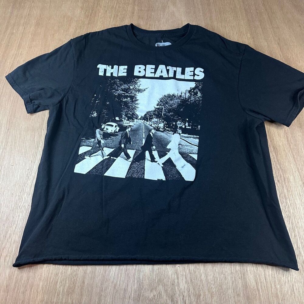 The Beatles Abbey Road Graphic‎ T-Shirt Black Large 2019 Apple Corps